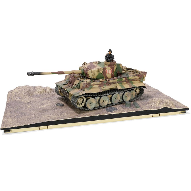 1/32 WW.II German Tiger I Early Production 505th Heavy Tank Battalion Chassis No. 100 Kursk 1943 Finished Product