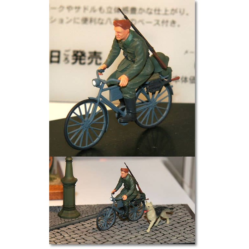 1/35 German Soldiers with Bicycles Set A