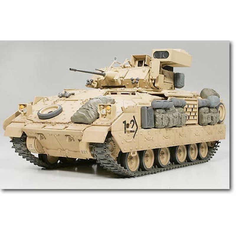 1/35 M2A2 Bradley Completed