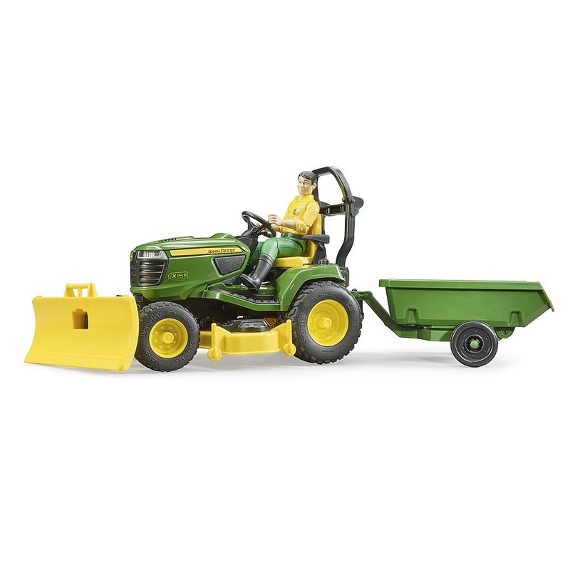 BRUDER JOHN DEERE LAWN TRACTOR