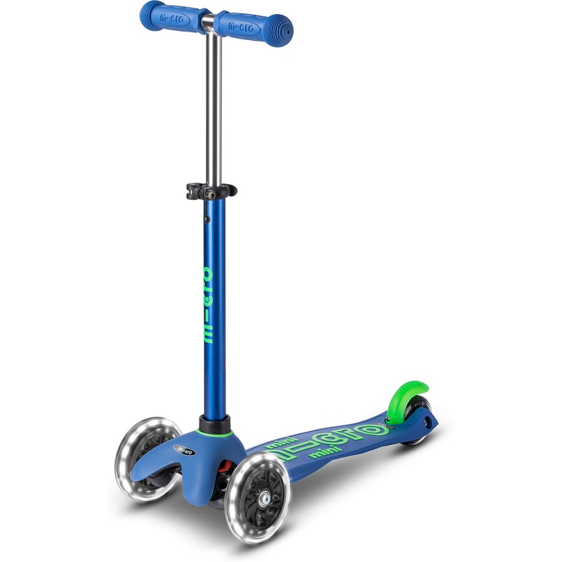 Mini Deluxe LED Crystal Blue Scooter