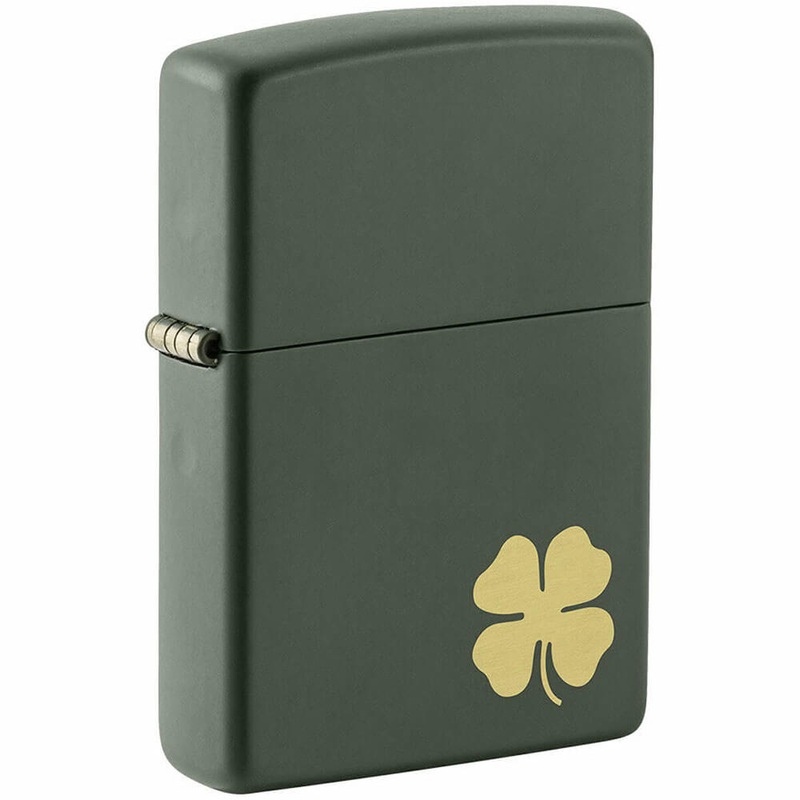 Briquet de conception de trfle  quatre feuilles de zippo